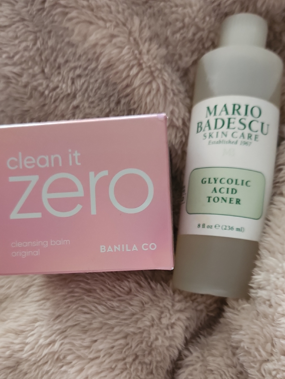 Mario Badescu Glycolic Acid Toner Bottle - White & Green